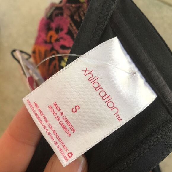 NWT Xhilaration embroidered push-up bikini top - Picture 3 of 8